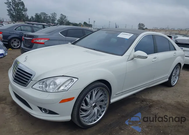 WDDNG71X68A203086: 44000932