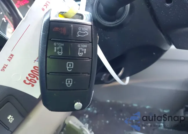 KNDMB5C11H6229504: 44000944