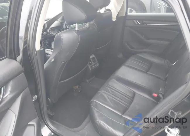 1HGCV2F51JA020588: 44000947