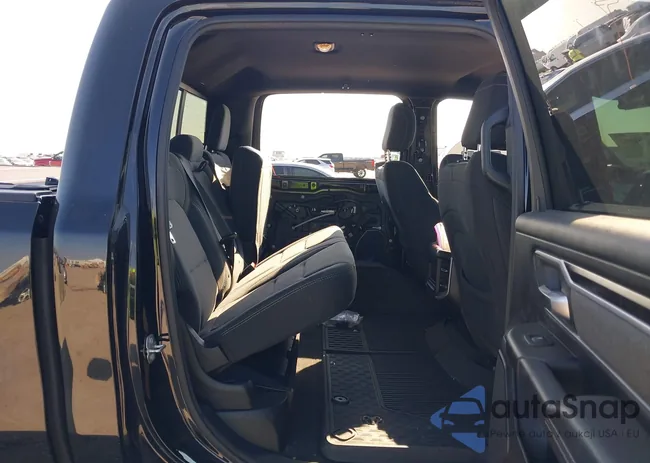 1C6RREFT8LN300587: 44001092