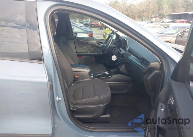 1FMCU0GN9RUA08652: 44001124