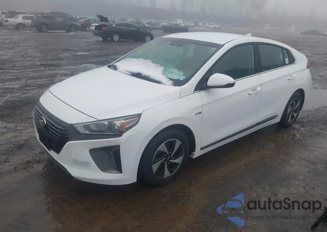 KMHC75LC1HU031883: 44001125