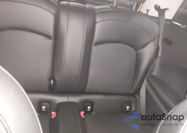 WMWXP7C58F2A36834: 44000356