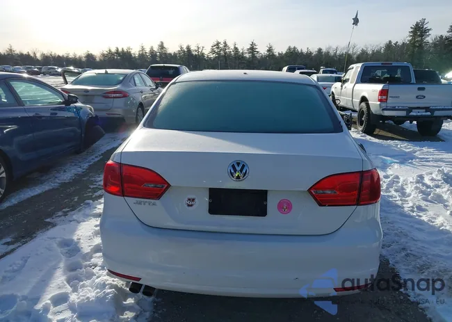 3VW2K7AJ1CM356538: 44000567