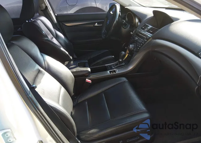 19UUA8F55DA017085: 44000656