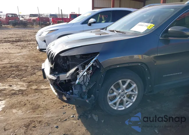 1C4PJLCB1FW771020: 44001738