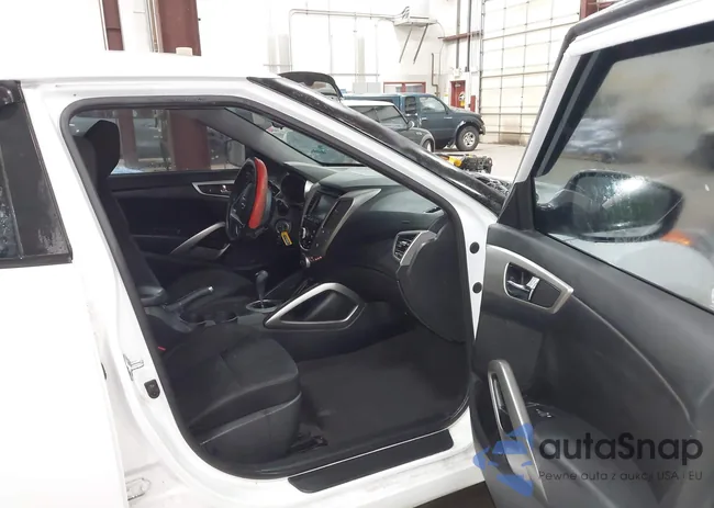 KMHTC6AD1GU283581: 44001764