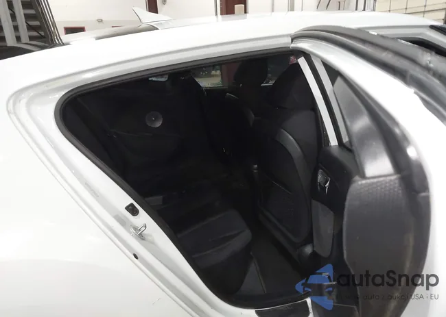 KMHTC6AD1GU283581: 44001764