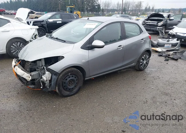 JM1DE1KY4C0137961: 44001829