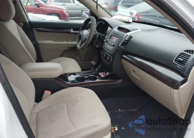 5XYKTCA61FG650057: 44001858