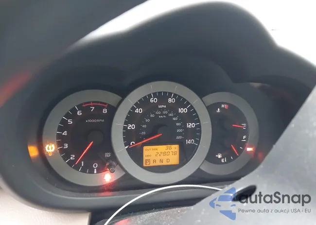 JTMBD33V485132277: 44001886