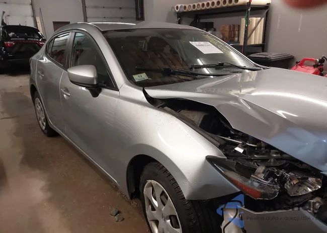 3MZBN1U73JM217741: 44001941