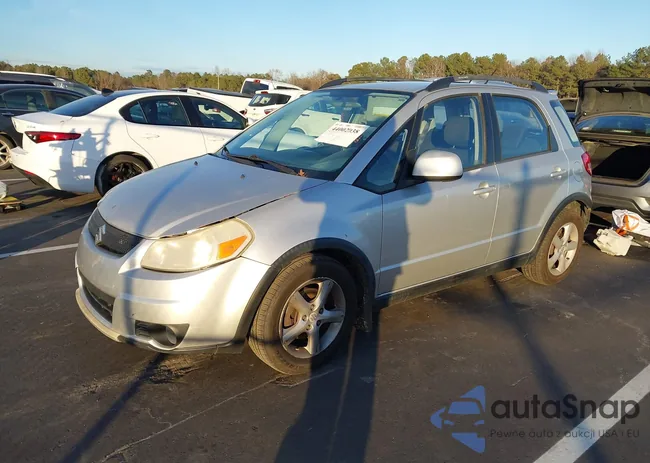 JS2YB413775105313: 44002038