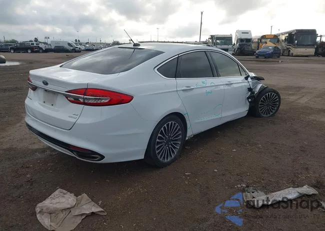 3FA6P0H93JR113456: 44002039