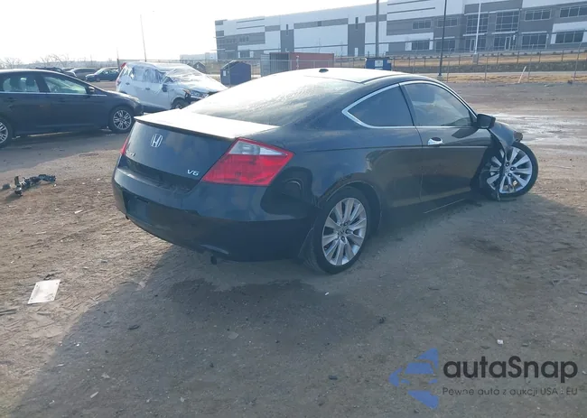 1HGCS22818A000439: 44002083