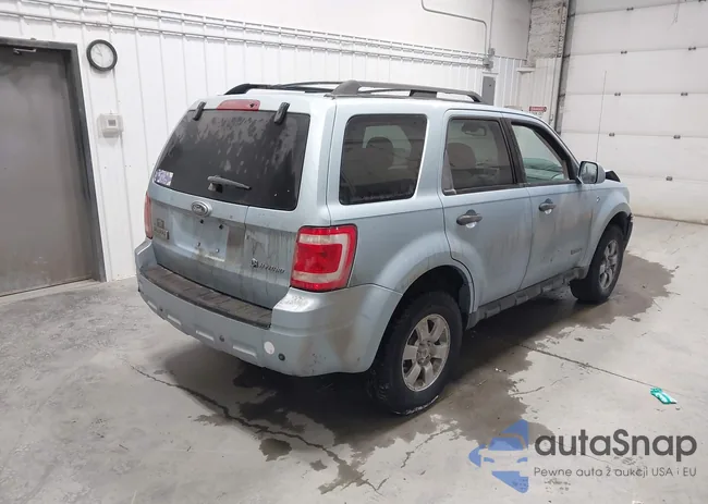 1FMCU49H98KC65030: 44002093