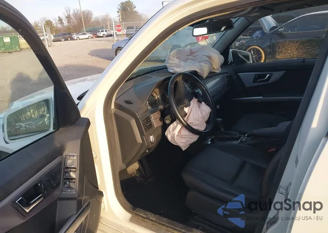 WDCGG8HBXAF325293: 44002129