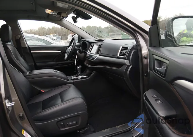 5TDKZRFH9KS551012: 44002172