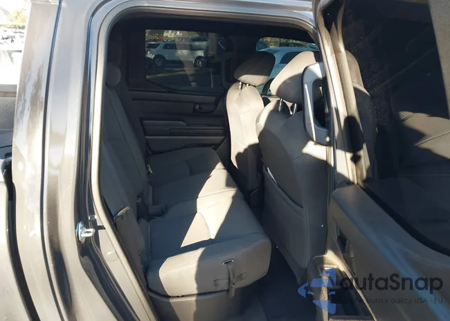 3TMLB5JN1SM150102: 44002179