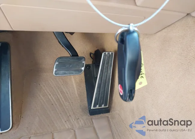 WP0AB2A7XGL050189: 44002200