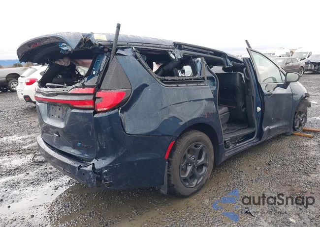 2C4RC1L72PR618613: 44002205