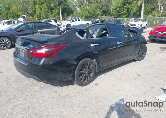 1N4AL3AP9HC272121: 44001366