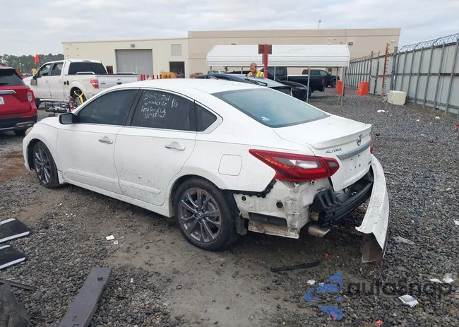 1N4AL3AP9JC276238: 44001657