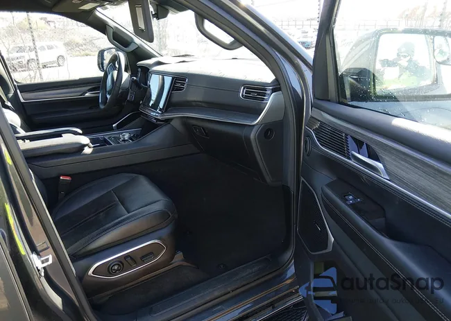 1C4SJSDP6RS109492: 44002673