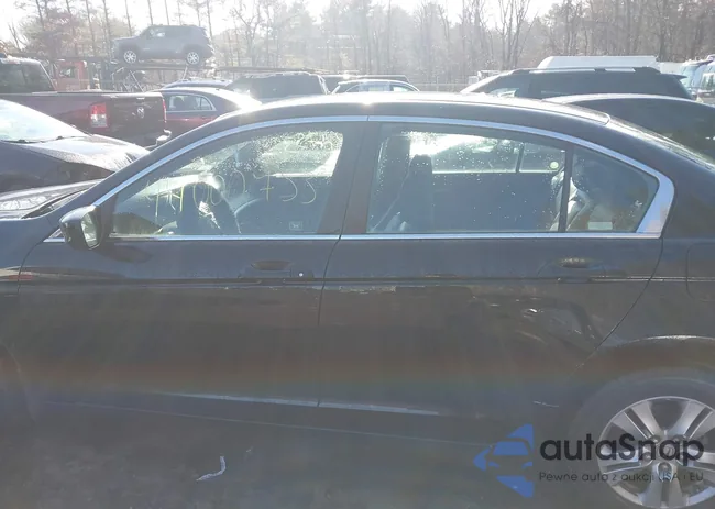 1HGCP2F60CA097152: 44002753