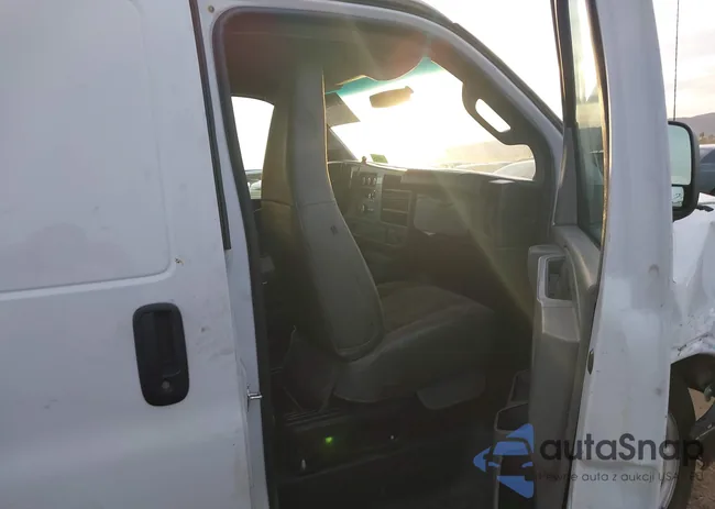 1GCWGBFF4G1167978: 44002882