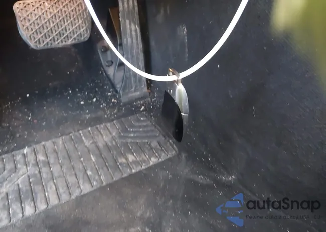 WDDZF4KB9HA086366: 44003095