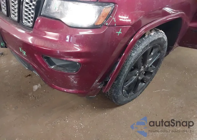 1C4RJFAG0JC211864: 44003166