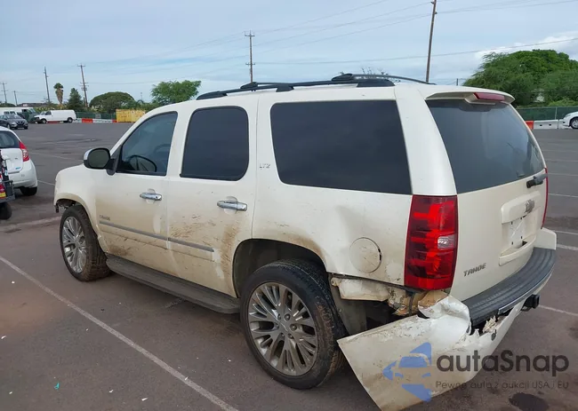 1GNUCCE01AR112247: 44003187