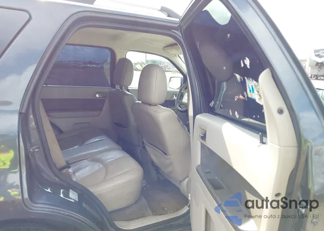 4M2CN8H70AKJ24932: 44003242