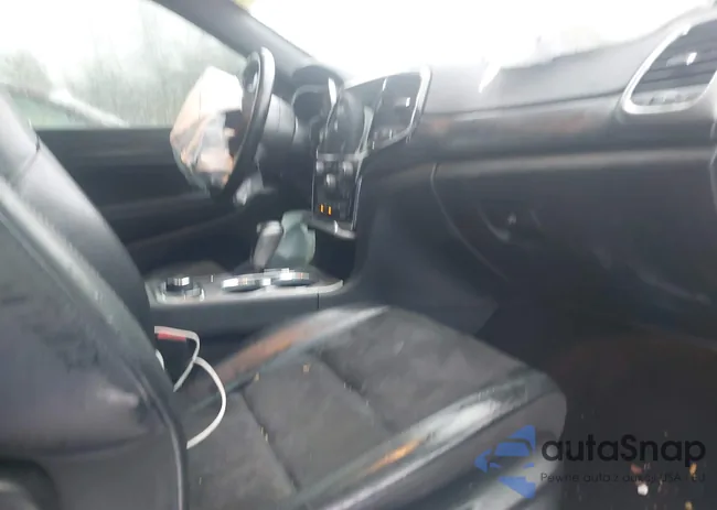 1C4RJFAGXNC113768: 44002359