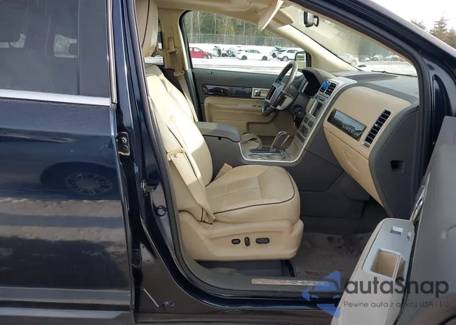 2LMDU88CX8BJ09613: 44002467