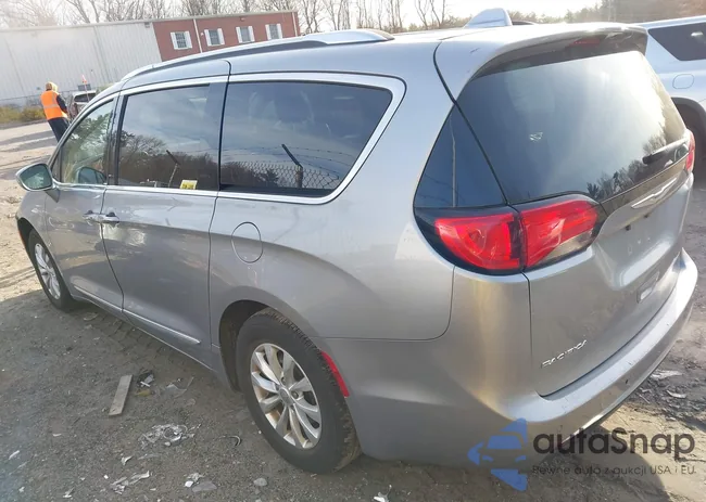 2C4RC1BG7KR732553: 44002616