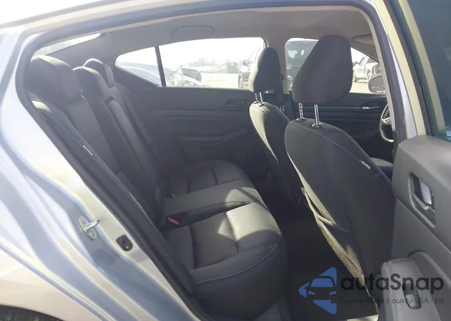 1N4BL4DVXRN356880: 44002653