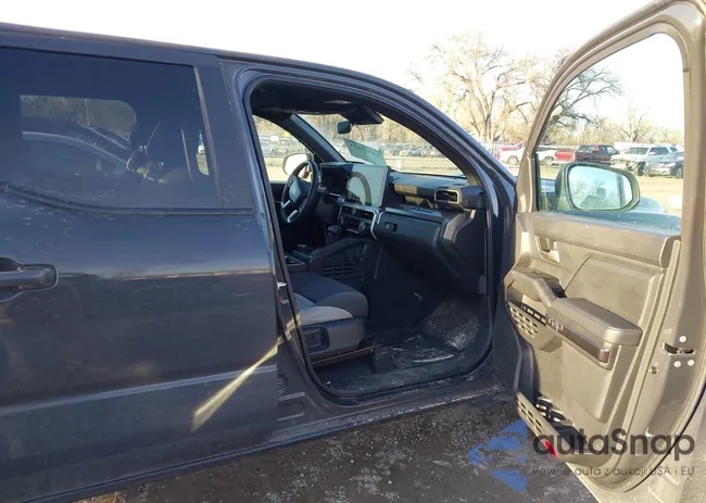 3TMLB5JN6SM092598: 44003651