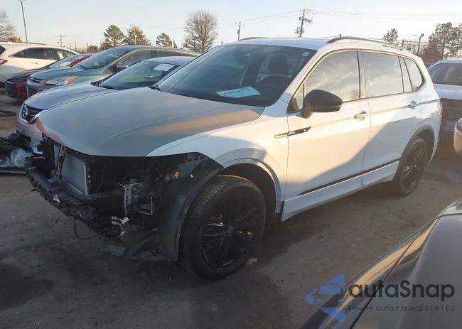 3VVCB7AX2NM039352: 44004003