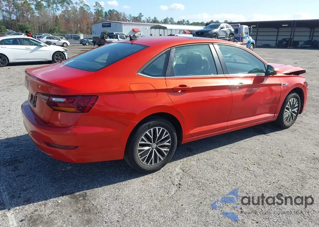 3VWE57BU2KM068281: 44004094