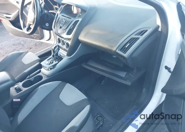 1FAHP3K27CL187549: 44003556