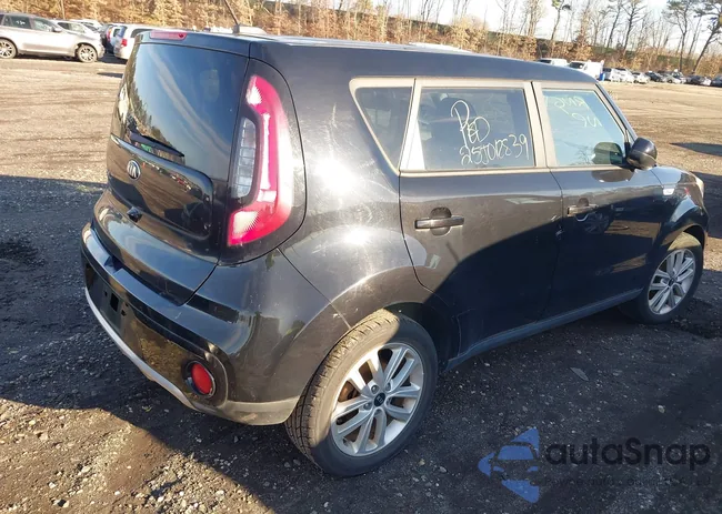 KNDJP3A52J7610146: 44003558