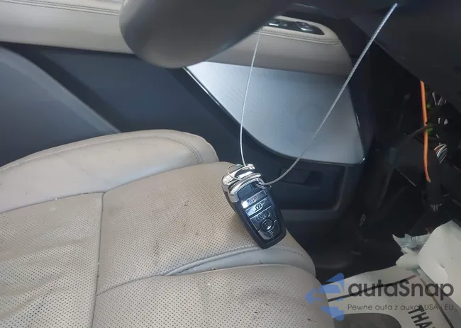 5LM5J7XC7NGL14599: 44003621