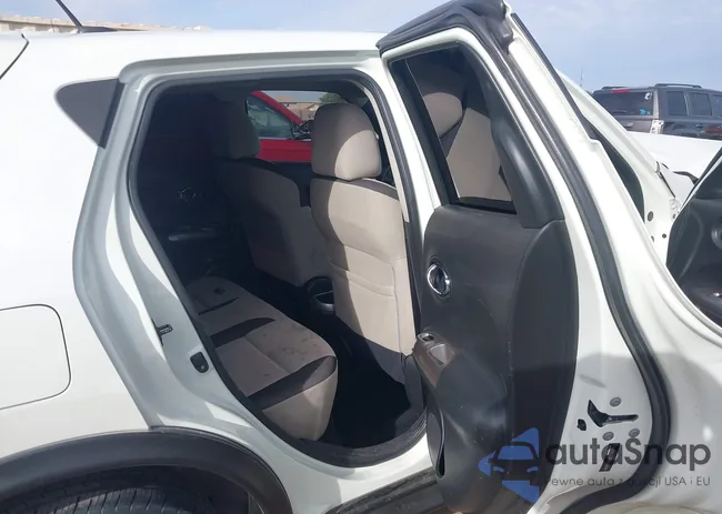 JN8AF5MR9CT102753: 44004796