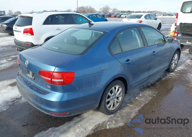 3VWD17AJ3FM320236: 44004805