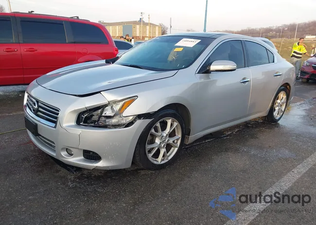 1N4AA5AP6CC806816: 44004883