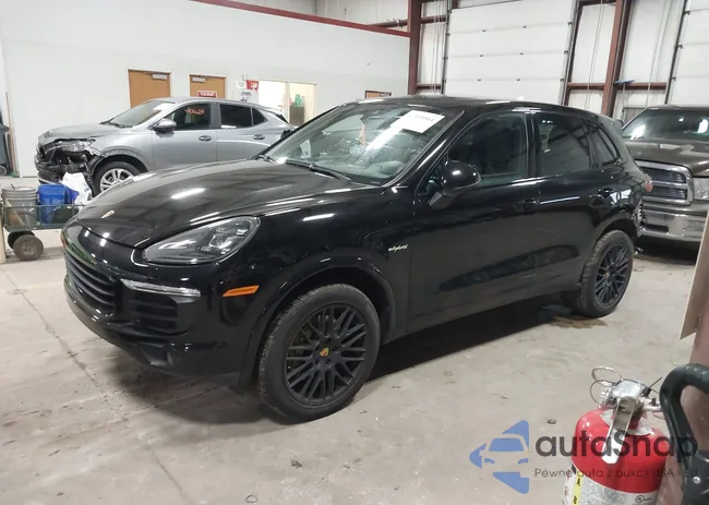 WP1AE2A26HLA68460: 44004964