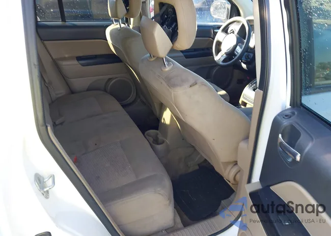 1C4NJCBB7ED566997: 44005017