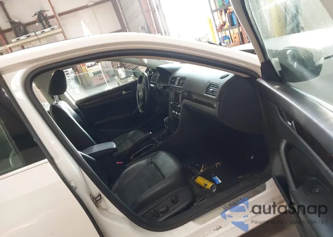 1VWCS7A32EC107093: 44005107